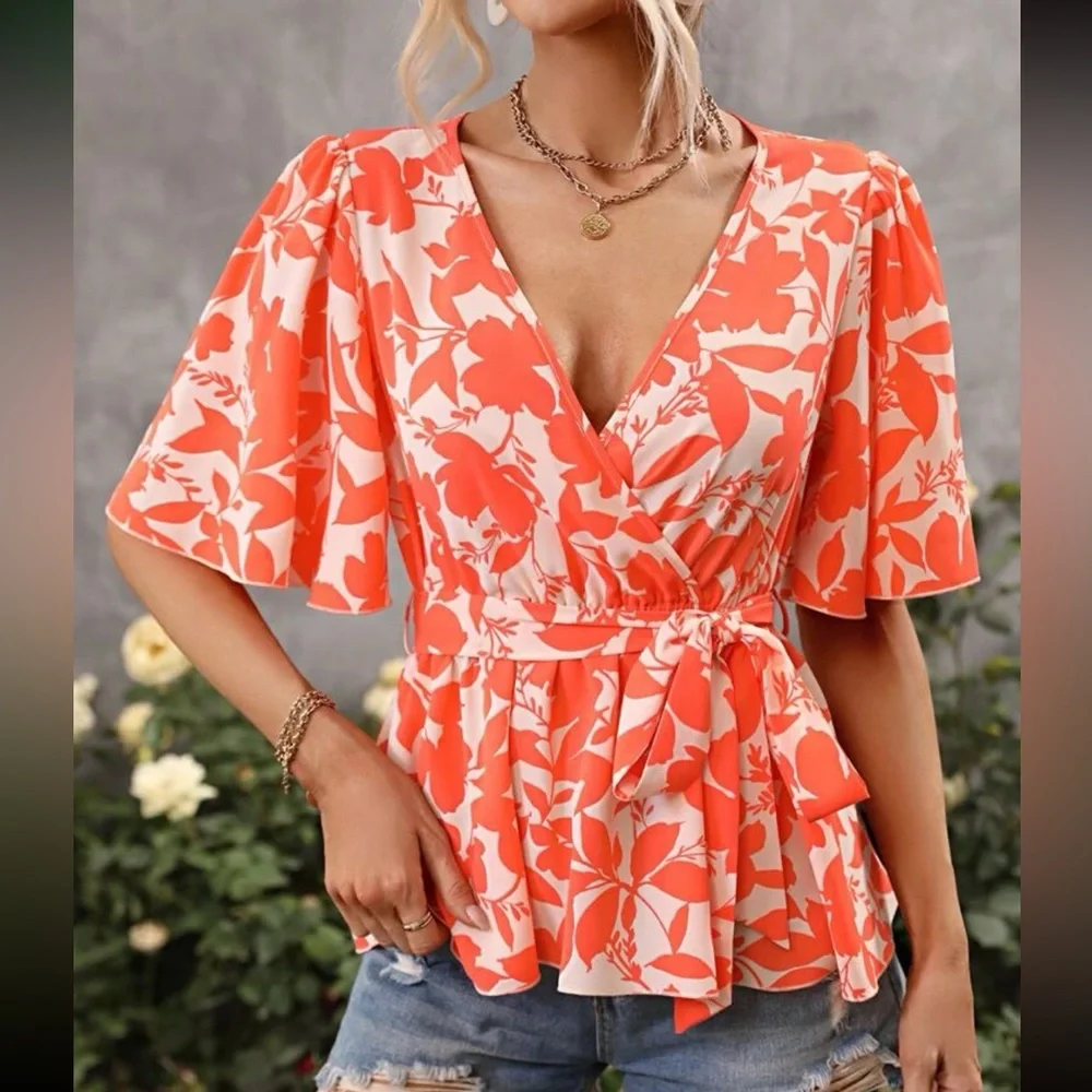 Boho floral print butterfly sleeve belted blouse - Picture 11 of 12